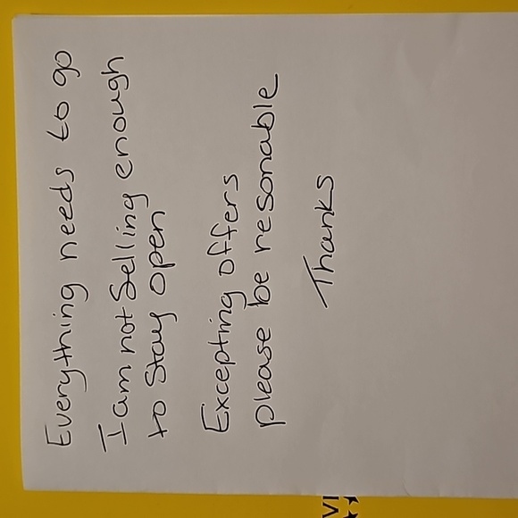 Closet closing half all items need to bundle - Picture 1 of 1